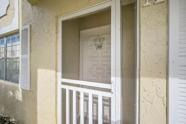 Delray Beach, FL 33484,13791 Flora Place A