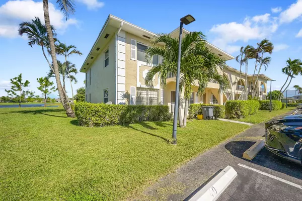 Delray Beach, FL 33484,13791 Flora Place A