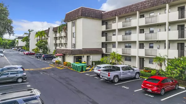 Lauderhill, FL 33319,6080 NW 44th ST 408