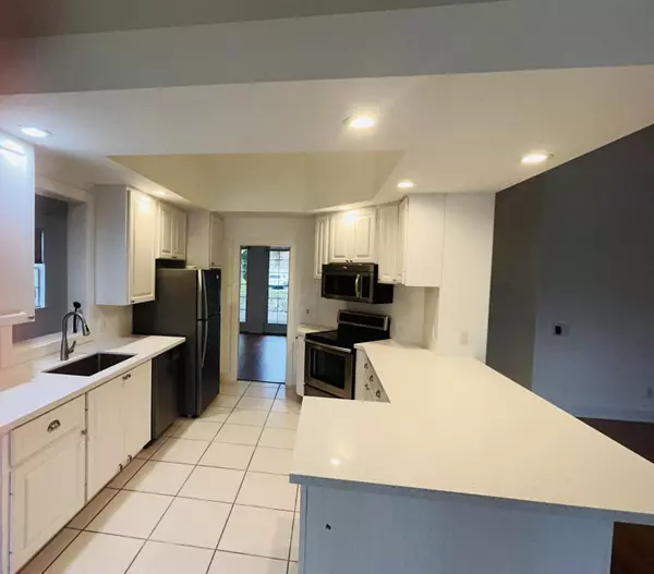 Wellington, FL 33414,8455 Belize PL