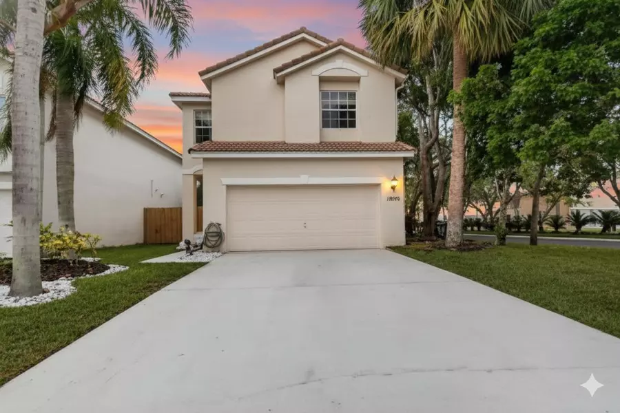 6857 Sugarloaf Key ST, Lake Worth, FL 33467