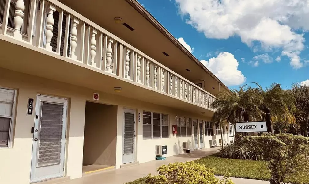 131 Sussex G 131, West Palm Beach, FL 33417