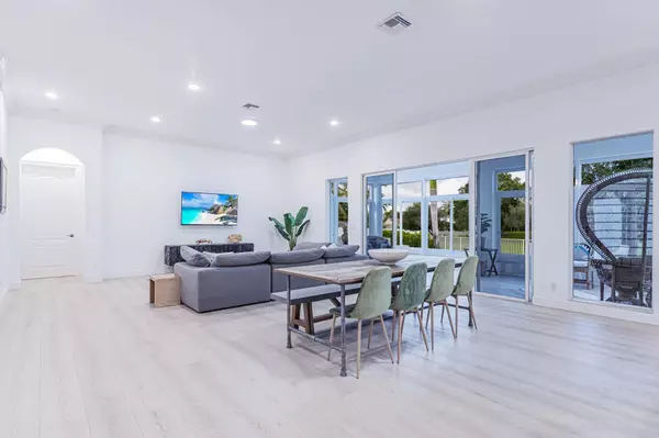 Wellington, FL 33414,2068 Wightman DR