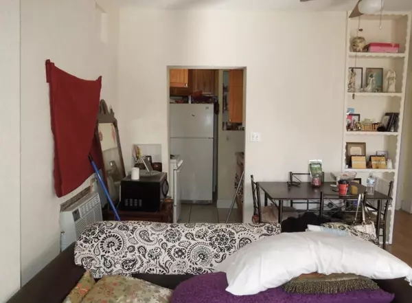 Lake Worth Beach, FL 33460,402 N A ST