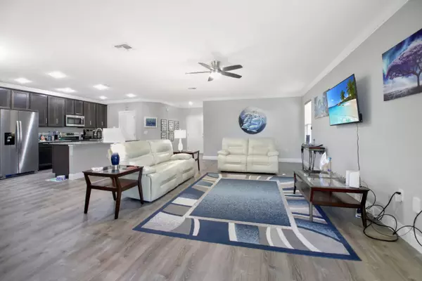 Sebastian, FL 32958,852 Jordan AVE