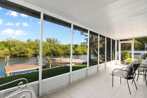 Fort Pierce, FL 34949,922 Jackson WAY