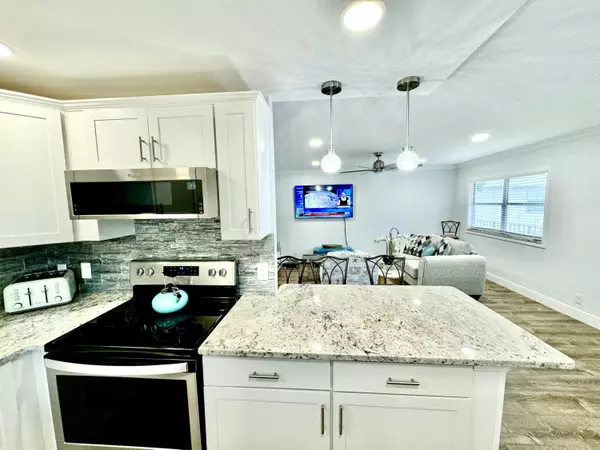 Delray Beach, FL 33446,177 Brittany D