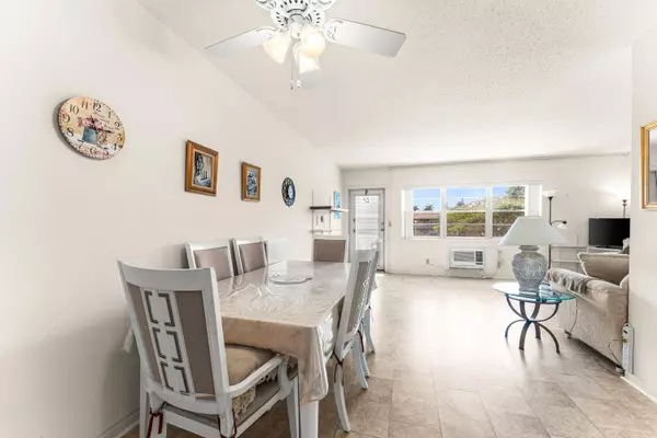 West Palm Beach, FL 33417,87 Salisbury D