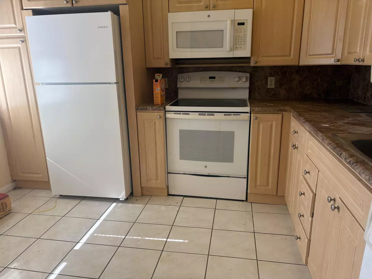 Coconut Creek, FL 33066,2804 Victoria WAY B2