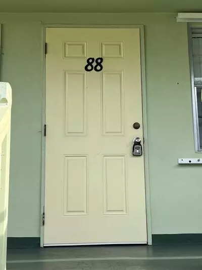 West Palm Beach, FL 33417,88 Cambridge D 88