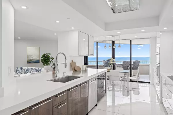 Singer Island, FL 33404,5080 N Ocean DR 12b