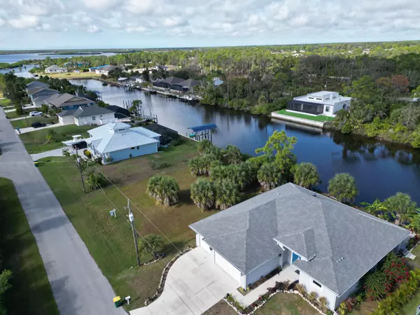 Port Charlotte, FL 33953,13177 Windcrest DR