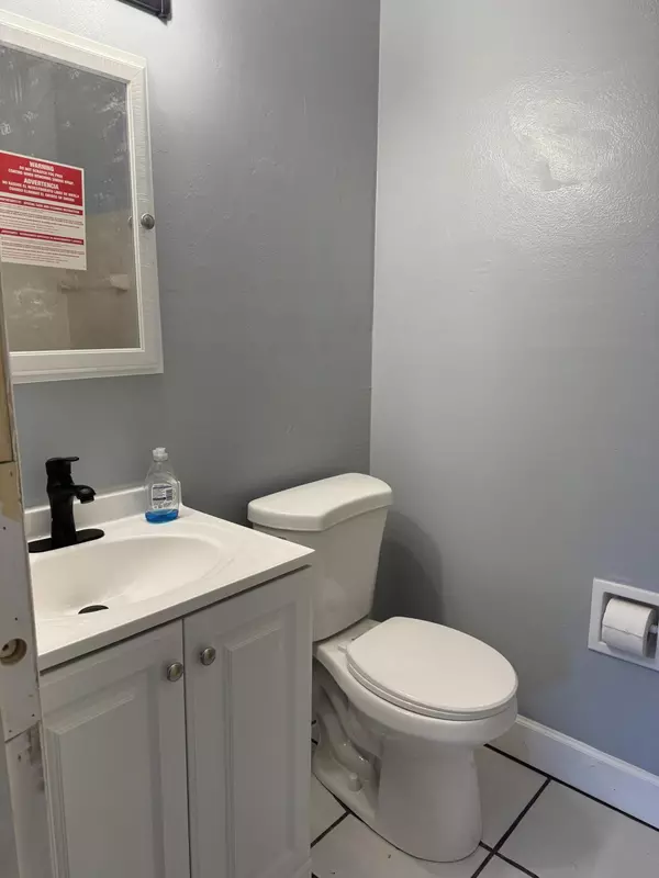 Port Saint Lucie, FL 34983,614 SW Lakehurst DR