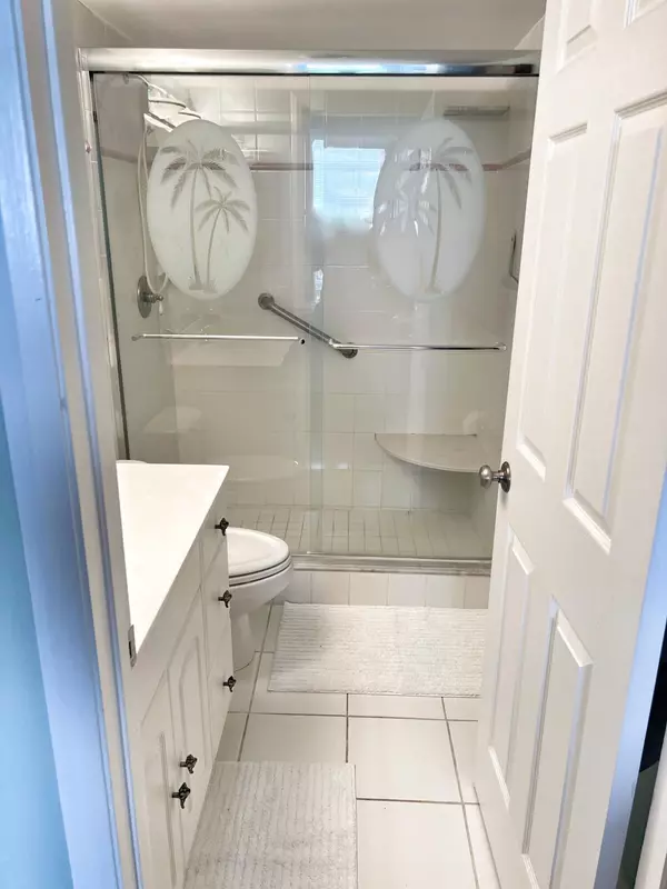 Jensen Beach, FL 34957,3492 NE Causeway BLVD 103