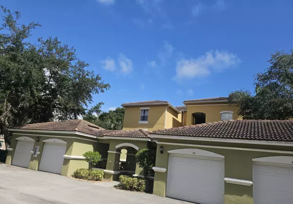 Vero Beach, FL 32967,5050 Fairways CIR 301