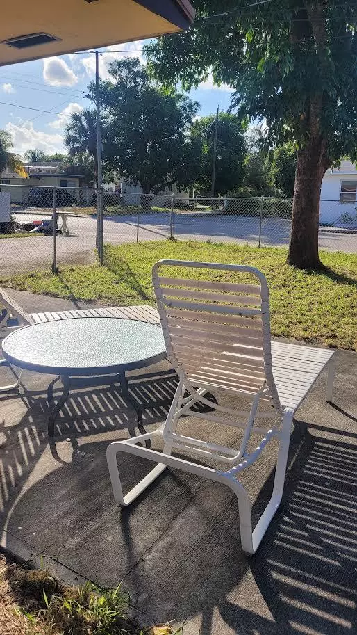 Lake Worth Beach, FL 33460,302 N E ST A