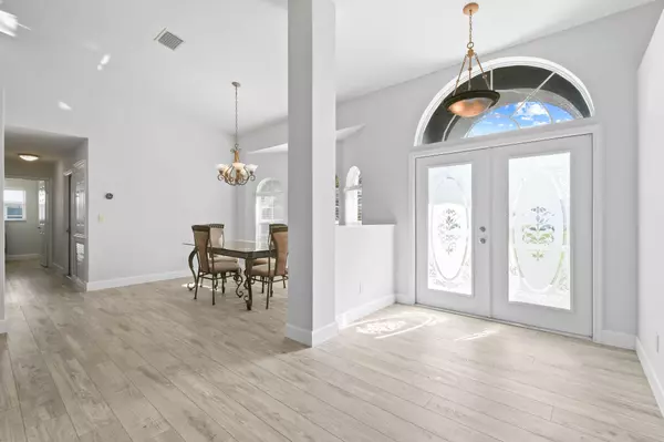 Port Saint Lucie, FL 34953,971 SW Mccomb AVE