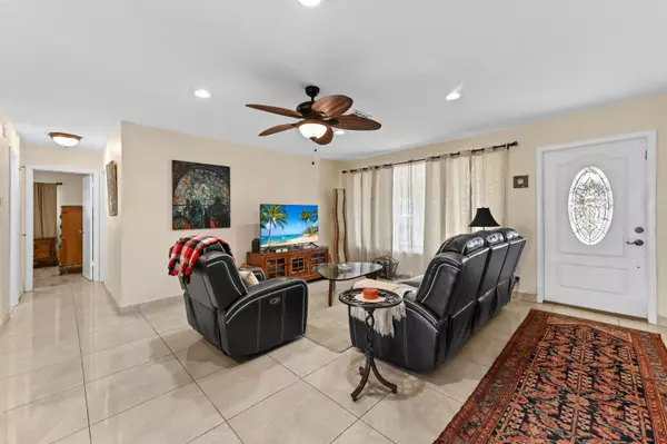 Deerfield Beach, FL 33441,1121 SE 14th CT