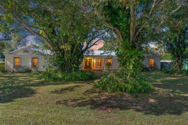 Fort Pierce, FL 34982,2717 Sunrise BLVD