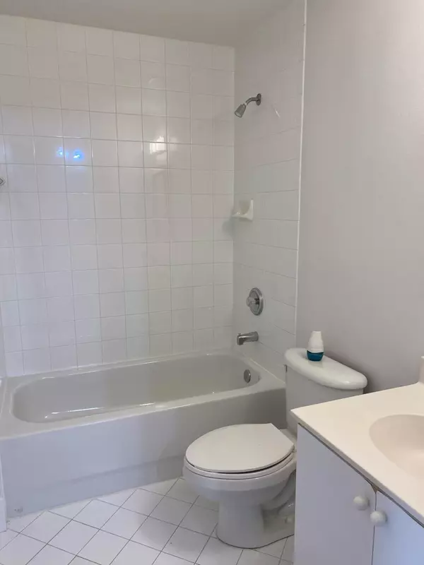 West Palm Beach, FL 33411,3501 Briar Bay BLVD 205