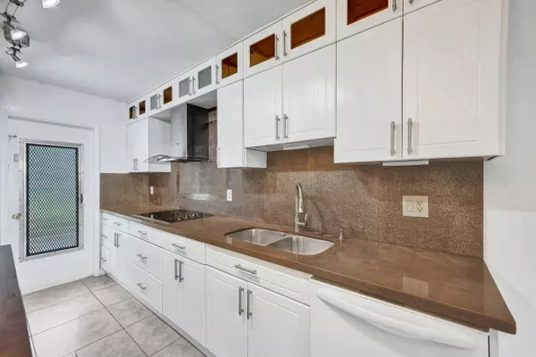 Deerfield Beach, FL 33441,600 SE 2nd AVE K2