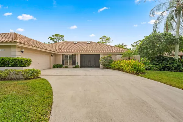 Wellington, FL 33414,15250 Meadow Wood DR