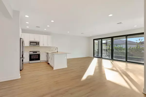 12416 SW Blue Mangrove Pkwy, Port Saint Lucie, FL 34987