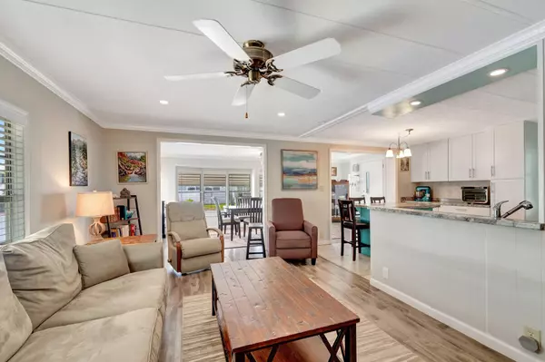 Boynton Beach, FL 33436,14001 Kingston Bay