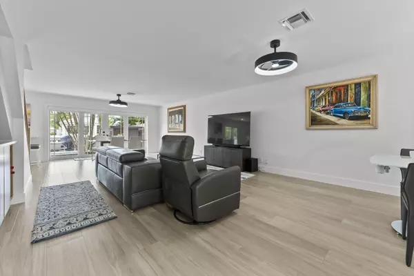 Delray Beach, FL 33483,802 Andrews AVE