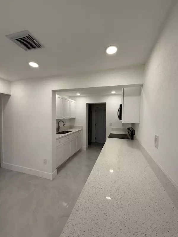 West Park, FL 33023,4400 SW 36th ST