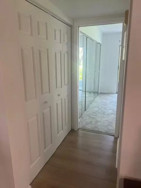 Boca Raton, FL 33434,90 Mansfield C