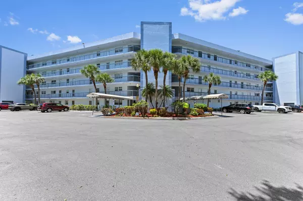 198 NW 67th 207, Boca Raton, FL 33487