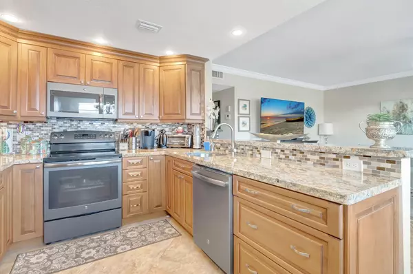 Deerfield Beach, FL 33442,453 Richmond F 453