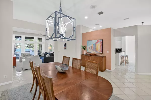 Delray Beach, FL 33484,5375 Monterey CIR C