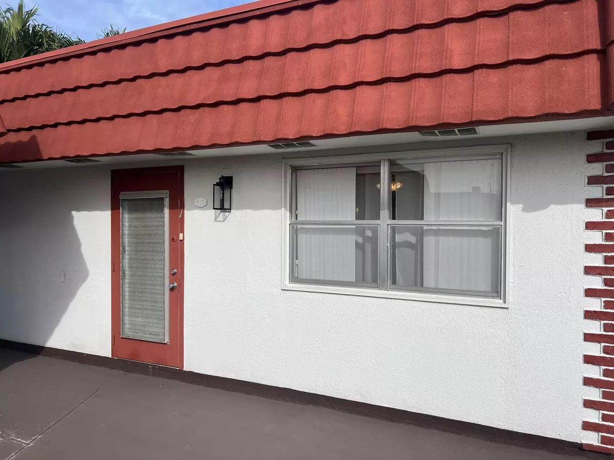 Delray Beach, FL 33446,12 Seville A