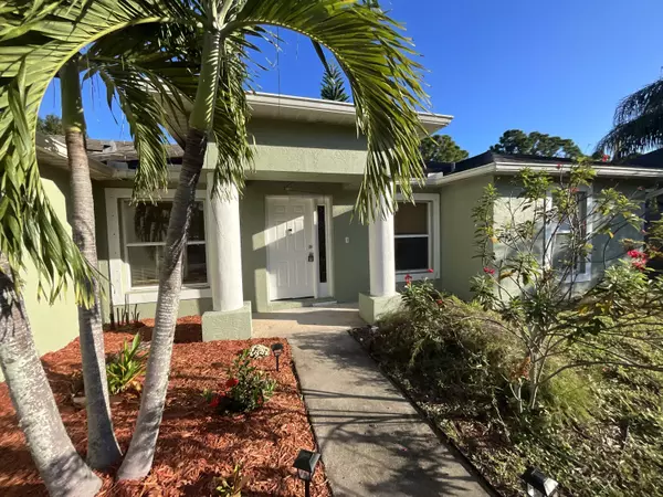 Port Saint Lucie, FL 34953,1931 SW Fears AVE