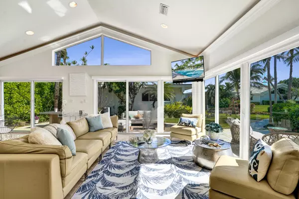 Hillsboro Beach, FL 33062,1212 Hillsboro Mile Villa 14