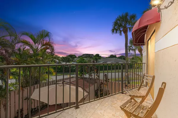 Delray Beach, FL 33445,4145 Village DR D