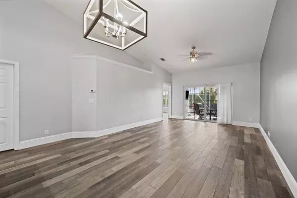 Boynton Beach, FL 33472,8364 Logia CIR