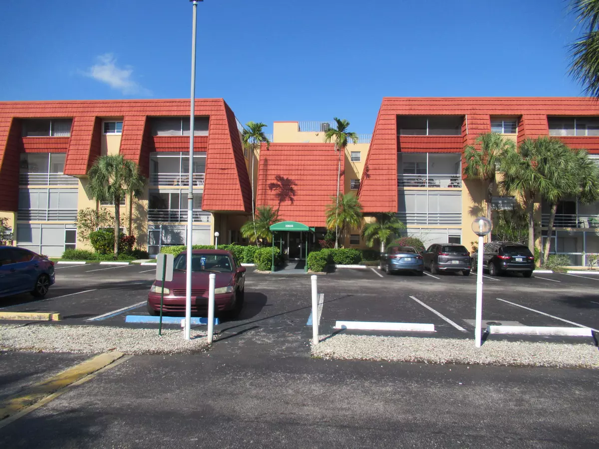 Boca Raton, FL 33428,22605 SW 66th AVE 410