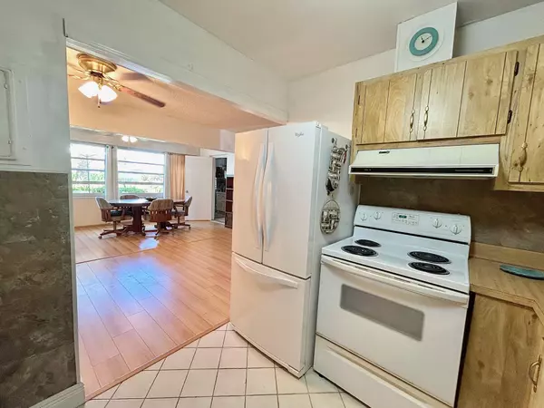 West Palm Beach, FL 33415,5780 W Fernley DR 94