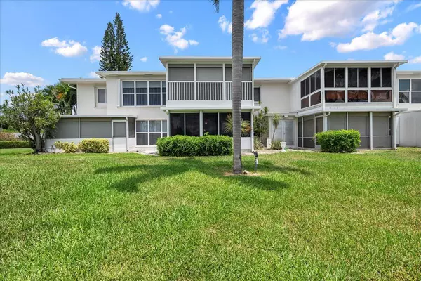 Delray Beach, FL 33445,1395 SW 27th AVE 103