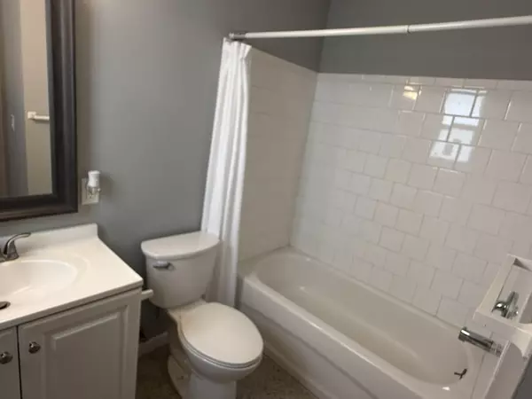 Lake Worth Beach, FL 33460,1118 N H ST 13