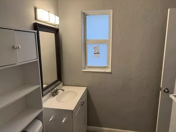 Lake Worth Beach, FL 33460,1118 N H ST 3