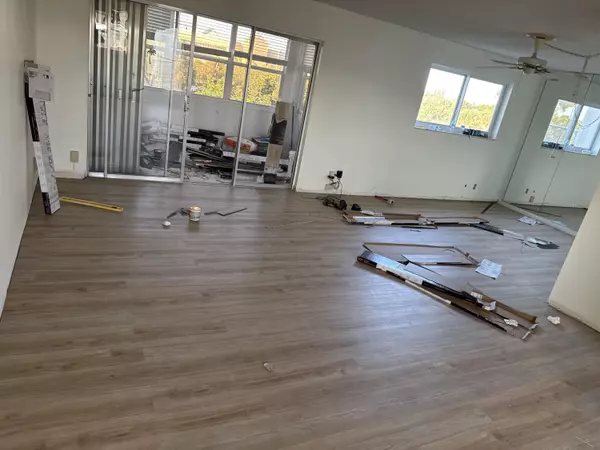 725 Lori DR 412, Palm Springs, FL 33461