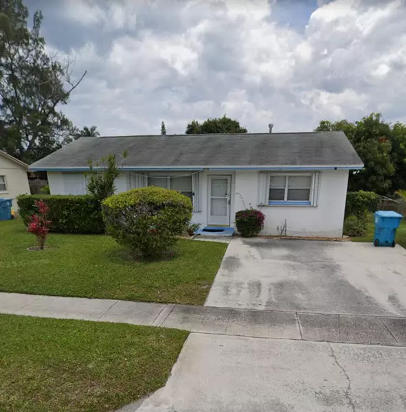 2030 NE 1st LN, Boynton Beach, FL 33435