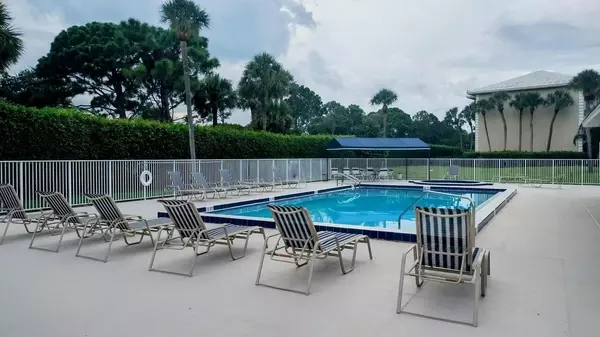 West Palm Beach, FL 33409,2791 Village BLVD 105