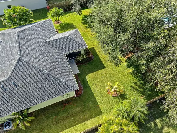 Port Saint Lucie, FL 34983,1374 SE Concha ST