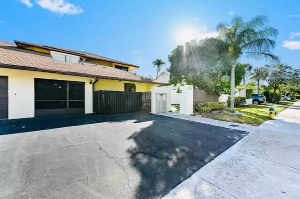 Delray Beach, FL 33445,237 SW 29th AVE