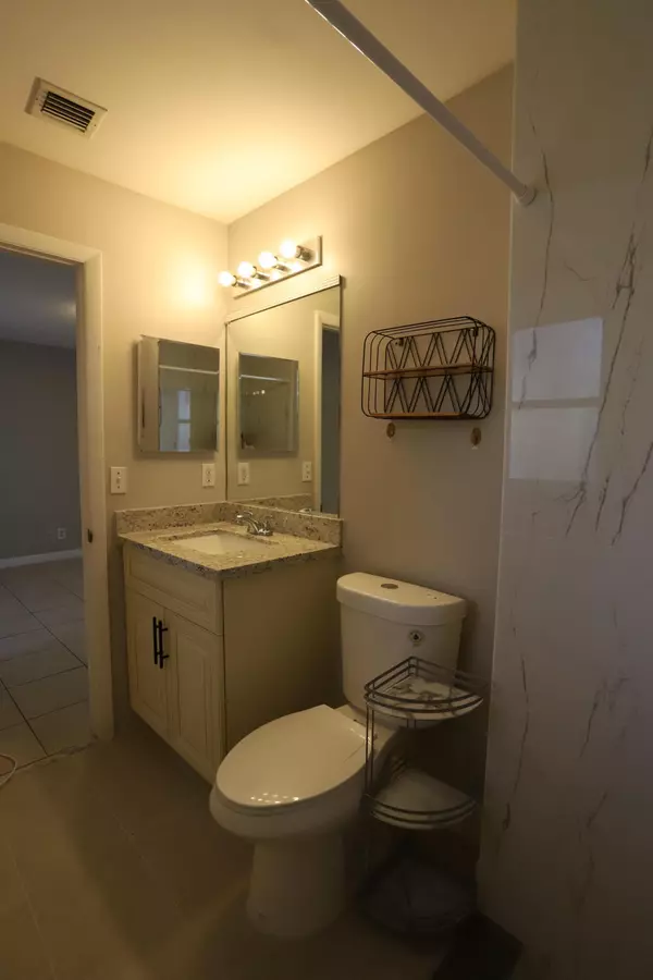 Palm Springs, FL 33406,421 W Cypress WAY